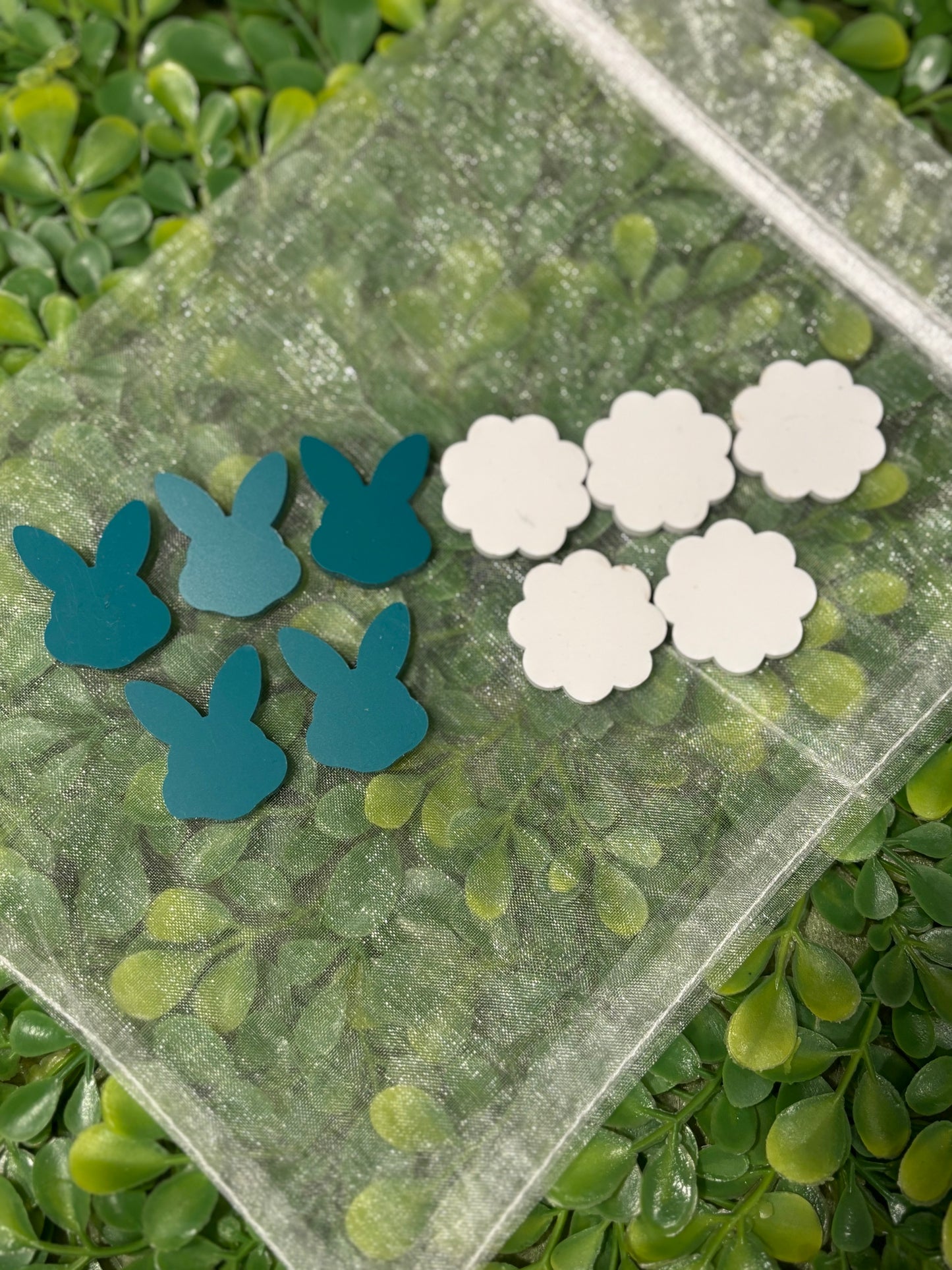Easter Tic Tac Toe - A Charming Twist on a Classic Game!